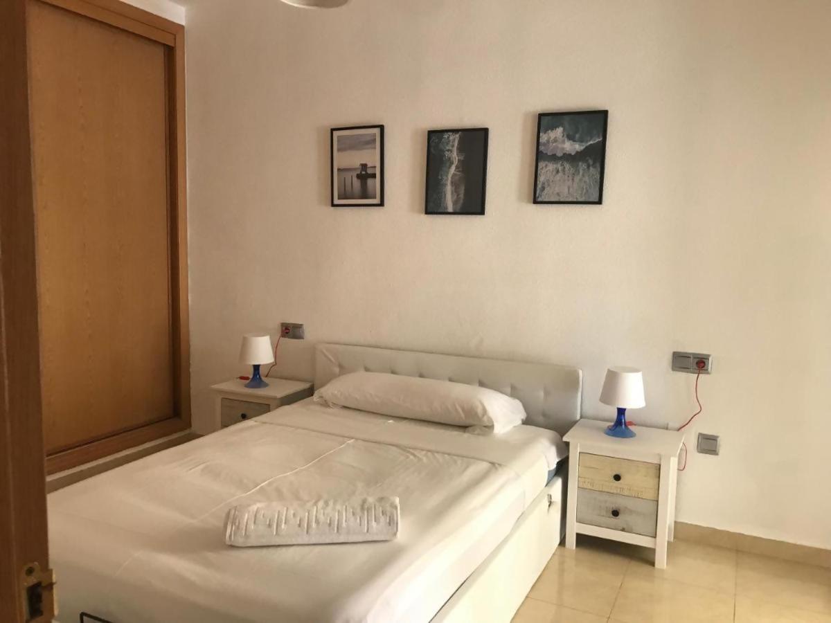 Espectacular Residencial En 1A Linea Con Piscina Benajarafe Exterior foto