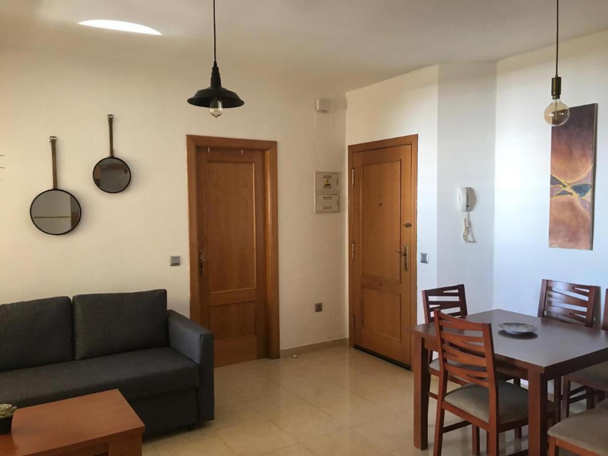 Espectacular Residencial En 1A Linea Con Piscina Benajarafe Exterior foto
