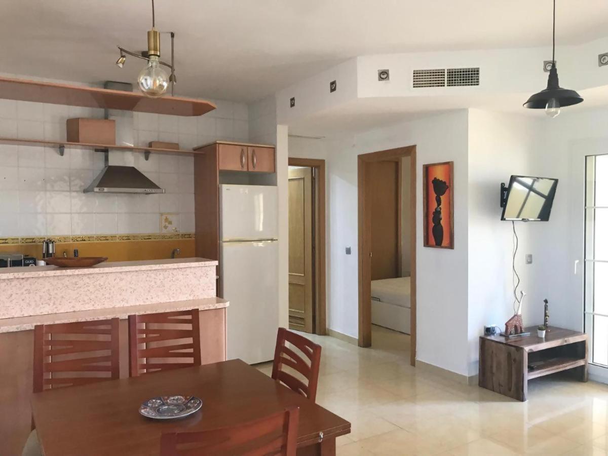 Espectacular Residencial En 1A Linea Con Piscina Benajarafe Exterior foto