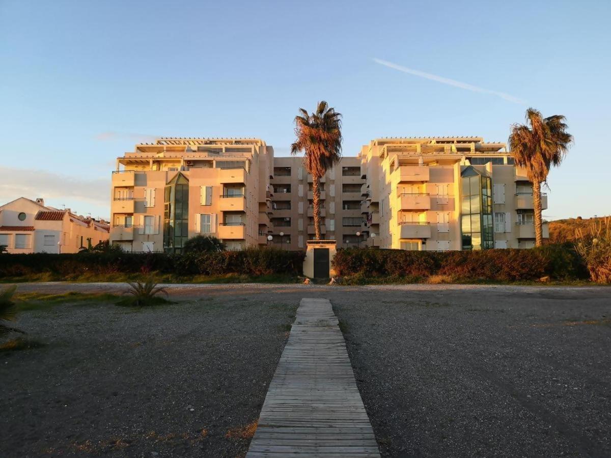 Espectacular Residencial En 1A Linea Con Piscina Benajarafe Exterior foto
